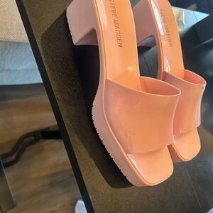Steve Madden Women's Peach Block Heel Sandals